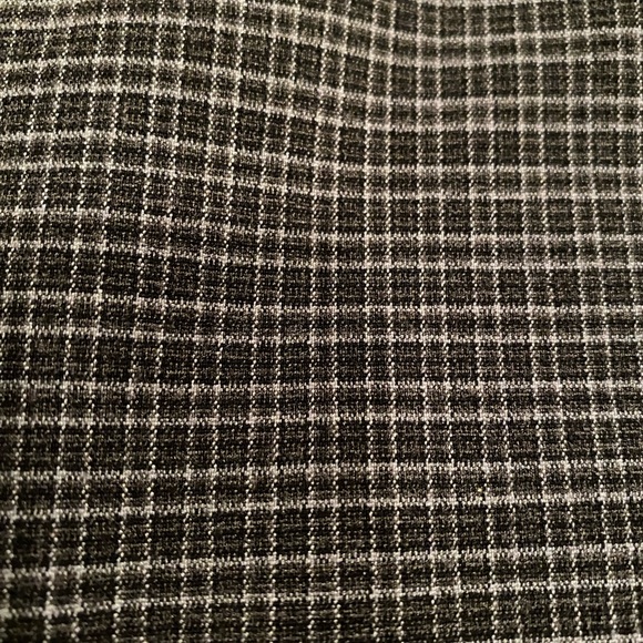 Black and Gray Plaid Skirt - Picture 6 of 8